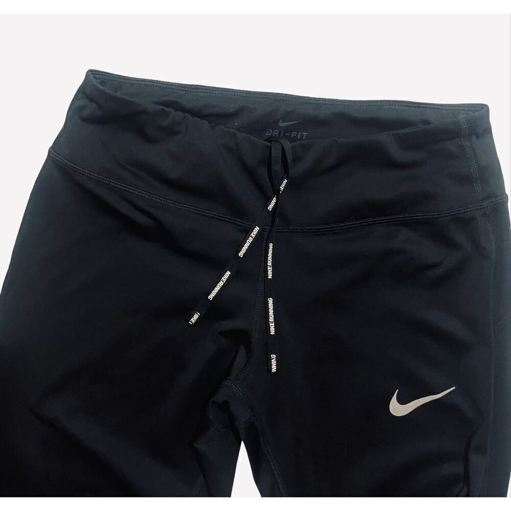 Nike Drifit Crops - Picture 2 of 5